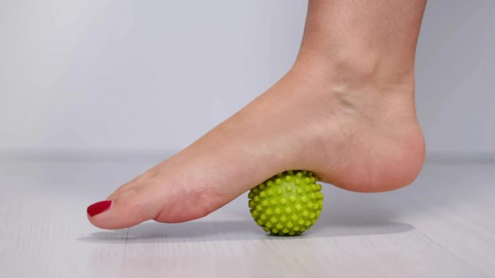 Using a fascia release ball to relieve plantar fasciitis symptoms